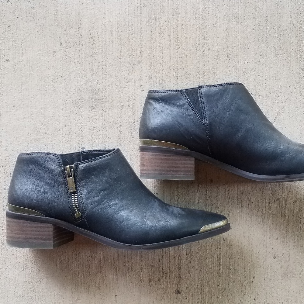 NWOT - Lucky Brand Black Leather Koben Ankle Boot